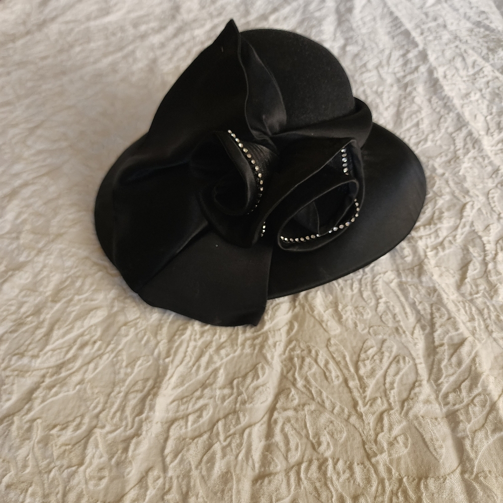 Ladies dress Hat